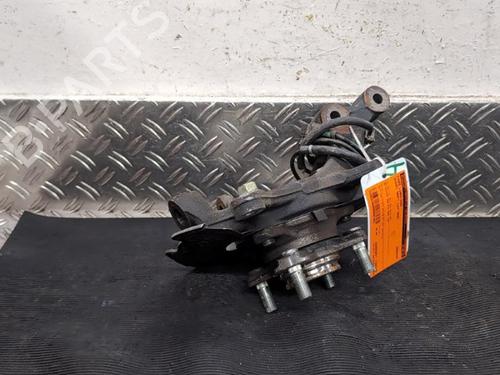 Venstre Styrespindel lagerhus Venstre Styrespindel lagerhus SUZUKI SWIFT VI (ZD_, ZC_) 1.2 VVT Hybrid (ZCEDS, AOL312) (83 hp) 34695060 34695060