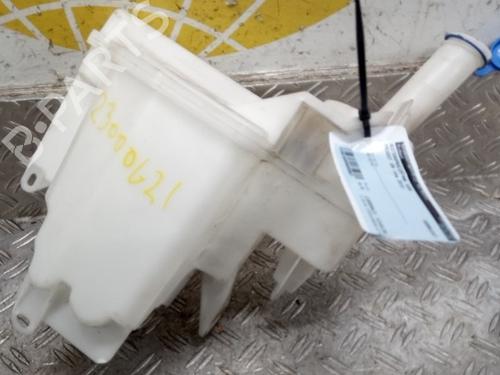 Windscreen washer tank PEUGEOT 108 1.0 VTi 72 | BP26042182C113