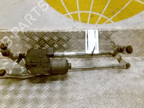 Used Front wipers mechanism VW GOLF VII (5G1, BQ1, BE1, BE2) e-Golf (115 hp) 26044515