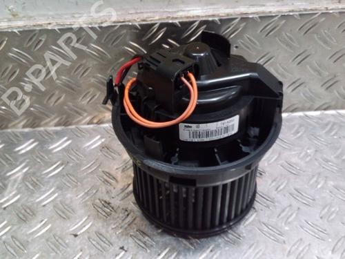 Used Heater blower motor PEUGEOT 108 1.0 VTi 72 (72 hp) 26042189