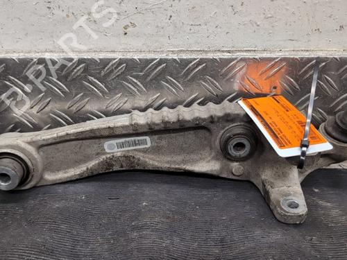 Brazo Suspension delantero derecho Brazo Suspension delantero derecho 38108271 38108271