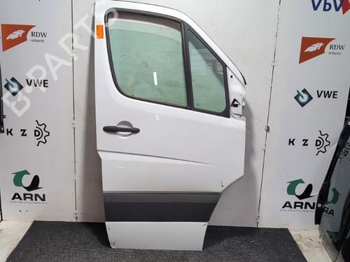 Used Right front door Right front door 38911806 38911806