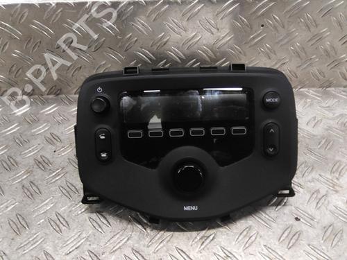 Used Radio Radio PEUGEOT 108 1.0 VTi (69 hp) 26045234 26045234