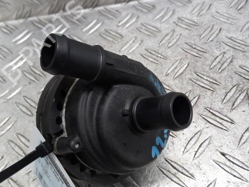 Auxiliary water pump JAGUAR I-PACE (X590) EV400 AWD | BP27700747M111 - Image 3