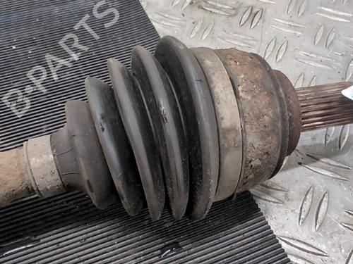 Right front driveshaft RENAULT CAPTUR I (J5_, H5_) 0.9 TCe 90 | BP29568315M39