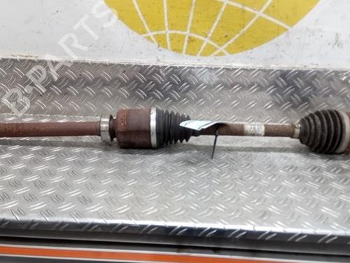 Used Right front driveshaft Right front driveshaft DACIA DUSTER (HM_) 1.3 TCe 150 (HMM3) (150 hp) 26043778 26043778