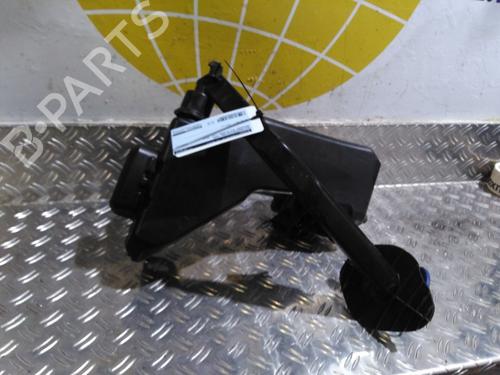 Windscreen washer tank MERCEDES-BENZ GLC (X253) 300 4-matic (253.949) | BP26041932C113 