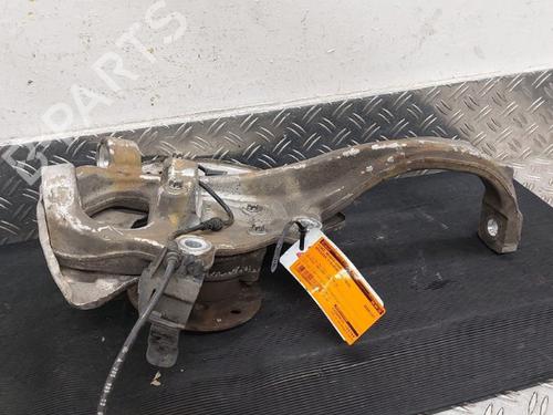 Used Right front steering knuckle Right front steering knuckle MERCEDES-BENZ C-CLASS (W205) C 180 (205.040, 205.140) (156 hp) 34694853 34694853