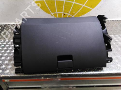 Used Glove box Glove box 26042540 26042540