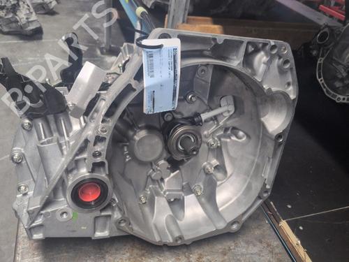 Getriebe für RENAULT CAPTUR I (J5_, H5_) 0.9 TCe 90 (90 hp) 30320055