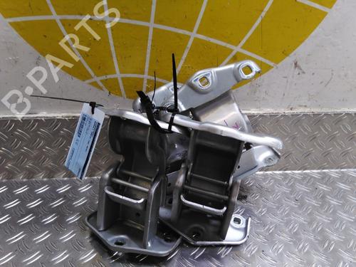 outra-renault-trafic-iii-van-fg_-2014-26041750 main image