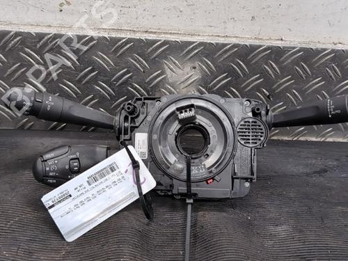 Used Steering column stalk Steering column stalk CITROËN C3 III (SX) 1.2 THP 110 (SXHNPS, SXHNZT, SXHNZ6) (110 hp) 40450544 40450544