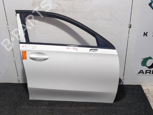 Used Right front door Right front door MERCEDES-BENZ A-CLASS (W177) A 180 (177.084) (136 hp) 33286436 33286436