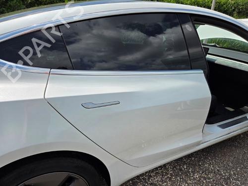 Used Right rear door TESLA MODEL 3 (5YJ3) EV (238 hp) 27590893