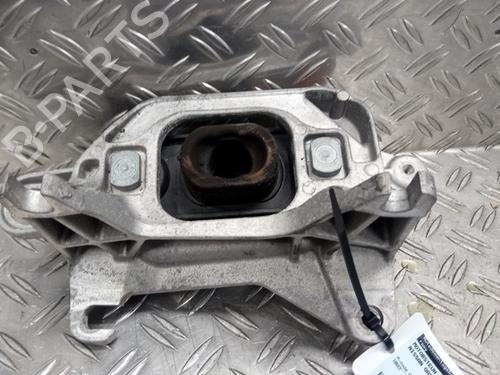 Used Engine mount NISSAN QASHQAI II SUV (J11, J11_) 1.2 DIG-T (115 hp) 26044641