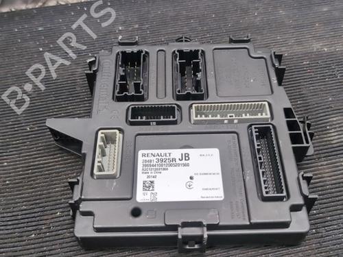 control-unit-renault-arkana-i-lcm_-ldn_-2019-31992761 main image
