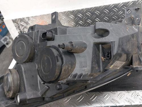 Right headlight PEUGEOT PARTNER Box Body/MPV 1.6 BlueHDi 100 | BP32215394C29 