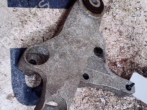 engine-mount-mercedes-benz-cla-coupe-c117-2013-2014-2015-2016-2017-2018-2019-26041671 main image