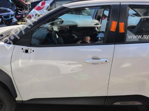 Used Left front door Left front door TOYOTA YARIS CROSS (MXP_) 1.5 Hybrid (MXPJ10) (116 hp) 33286597 33286597