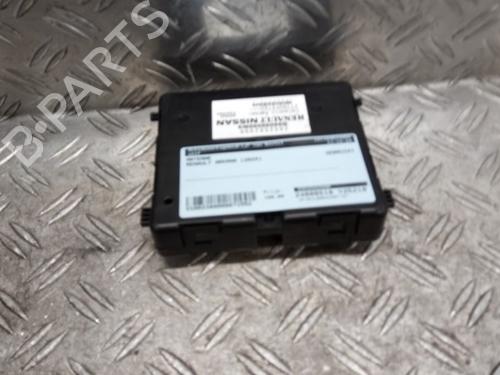 antennabase-renault-arkana-i-lcm_-ldn_-2019-26045502 main image