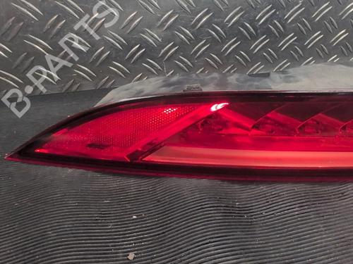left-taillight-jaguar-f-pace-x761-2015-34695031 main image