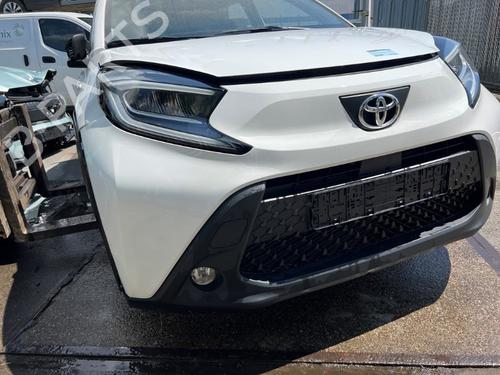 Full front TOYOTA AYGO X (_B7_) 1.0 VVT-i (KGB70) | BP40450521S1 - Image 2