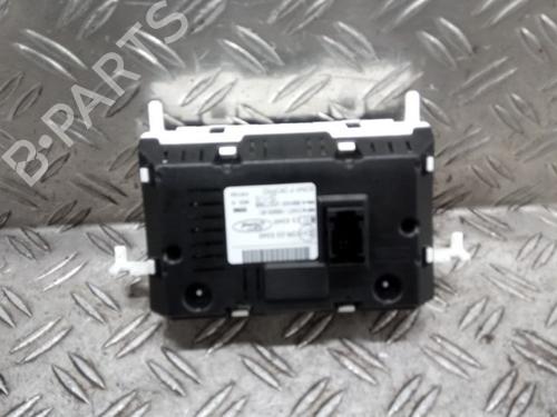 display-monitor-ford-kuga-ii-dm2-2012-26045713 main image