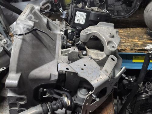 Gearbox PEUGEOT 208 I (CA_, CC_) 1.4 HDi | BP30875152M3