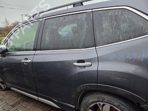 Used Left rear door SUBARU FORESTER (SK_) 2.0 e-Boxer Hybrid AWD (SKE) (150 hp) 30706914