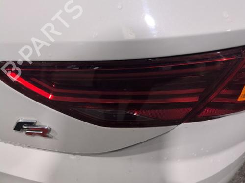 right-taillight-seat-leon-st-5f8-2012-2013-2014-2015-2016-2017-2018-2019-2020-32044875 main image