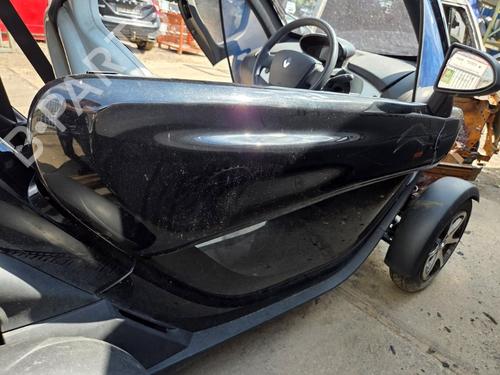 right-front-door-renault-twizy-mam_-2012-27498737 main image