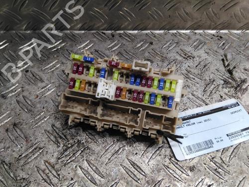 Used Fuse box RENAULT KADJAR (HA_, HL_) 1.2 TCe 130 (HLMR) (130 hp) 26042876