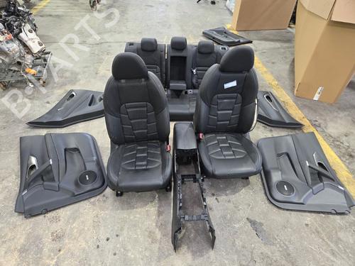 Used Seats set NISSAN QASHQAI II SUV (J11, J11_) 1.3 DIG-T (160 hp) 27681456