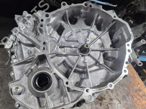 gearbox-toyota-corolla-estate-_e21_-2019-27700827 main image