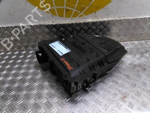 Used Air filter box Air filter box VW POLO VI (AW1, BZ1, AE1) 1.0 TSI (95 hp) 26042837 26042837