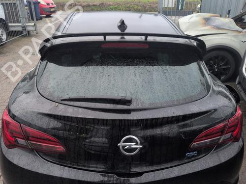 Used Tailgate OPEL ASTRA J GTC 2.0 OPC Turbo (08) (280 hp) 32215524