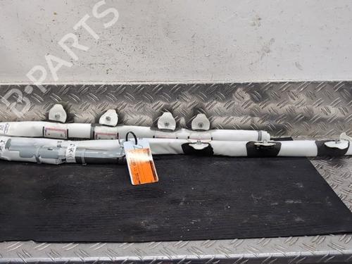 Venstre gardin airbag Venstre gardin airbag PEUGEOT 308 SW III (FC_, FJ_, FR_, F4_, FN_) PureTech 130 (FRHNSL, FRHNST) (131 hp) 33956258 33956258