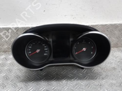 Used Display monitor MERCEDES-BENZ C-CLASS (W205) C 180 BlueTEC / d (205.036) (116 hp) 27467871