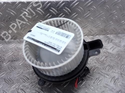 Used Heater blower motor VW POLO VI (AW1, BZ1, AE1) 1.0 TSI (95 hp) 26045608