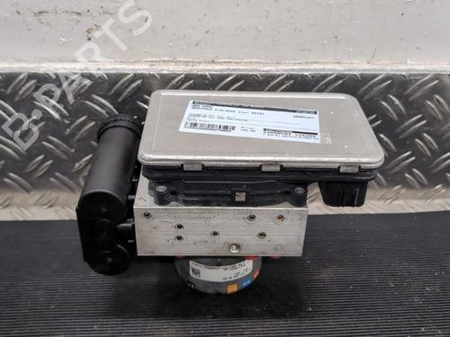ABS Bremseaggregat MERCEDES-BENZ V-CLASS (W447) V 300 CDI / d (447.811, 447.813, 447.815) (239 hp) 29066354