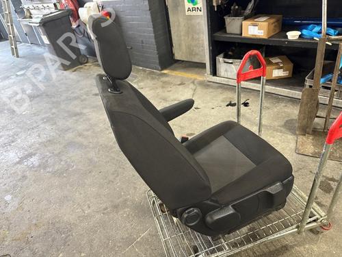 Right front seat PEUGEOT EXPERT Van (V_) 1.5 BlueHDi 100 | BP36861665C16 - Image 2