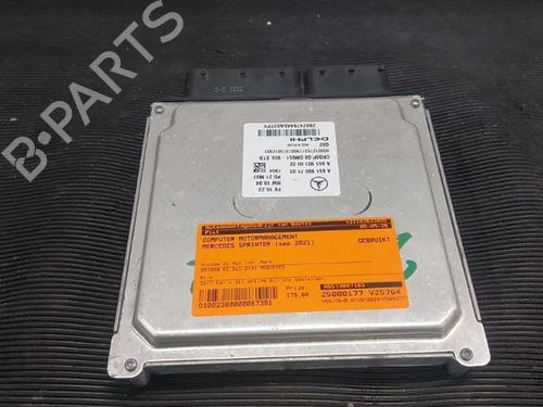 Used Engine control unit (ECU) Engine control unit (ECU) MERCEDES-BENZ SPRINTER 3,5-t Van (B907, B910) 314 CDI (910.631, 910.633) (143 hp) 34695028 34695028
