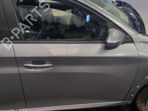 Used Right front door PEUGEOT 208 II (UB_, UP_, UW_, UJ_) e-208 (136 hp) 26046261