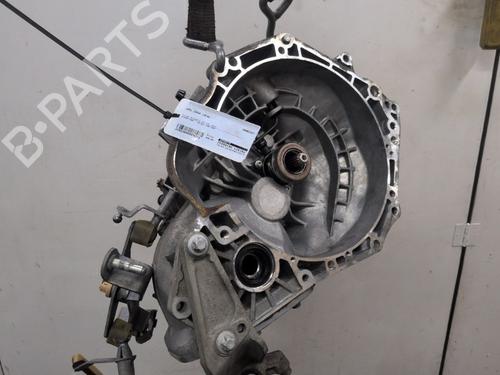 Used Gearbox Gearbox OPEL CORSA E (X15) 1.4 (08, 68) (75 hp) 27700817 27700817