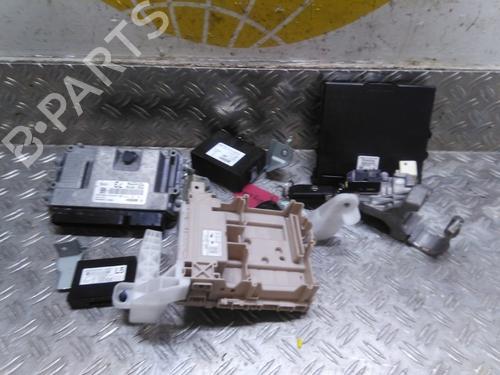 Used Ignition barrel Ignition barrel TOYOTA AYGO (_B4_) 1.0 VVTi (KGB40) (72 hp) 26043487 26043487