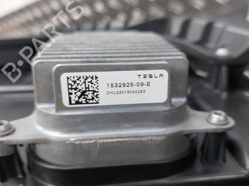 Right headlight TESLA MODEL Y (5YJY) Long Range All-wheel Drive | BP31945904C29 