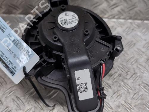 Used Heater blower motor FORD FOCUS IV (HN) 1.0 EcoBoost (125 hp) 26044302