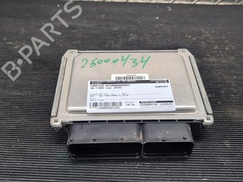 Used Engine control unit (ECU) VW T-ROC (A11, D11) 1.5 TSI (150 hp) 30156000