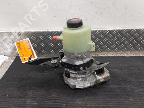 Used Steering pump Steering pump RENAULT TRAFIC III Platform/Chassis (EG_) E-Tech Electric (EGJA) (122 hp) 33018640 33018640