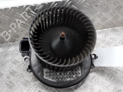 Used Heater blower motor BMW 3 (F30, F80) 330 e (252 hp) 26045204